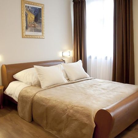 Apartamenty Hotelu Pod Orlem Stary Toruń Exteriör bild