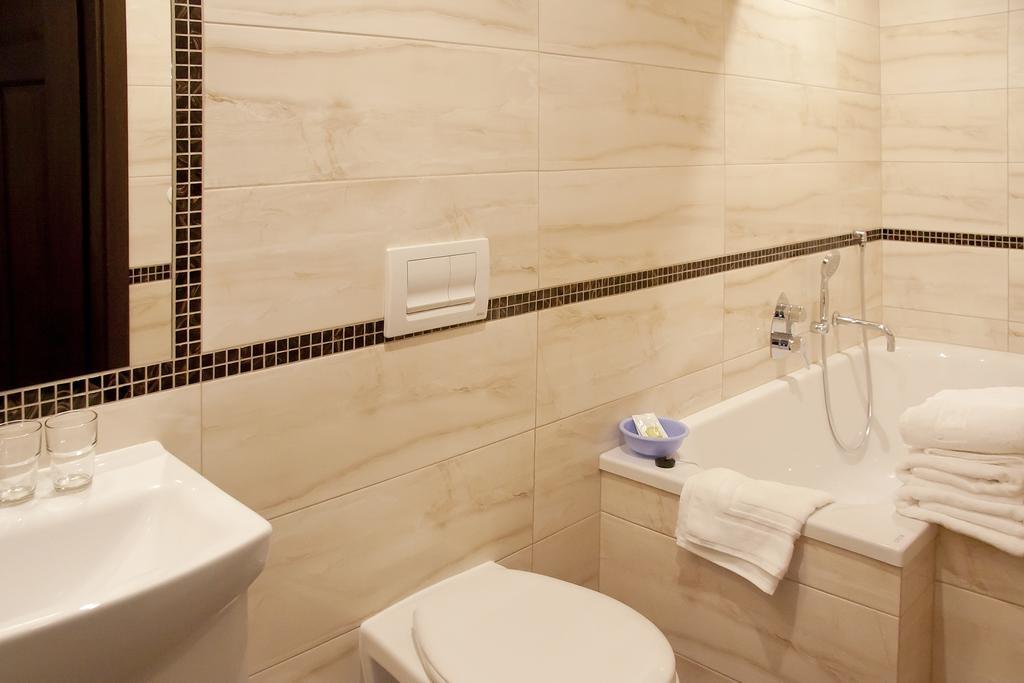 Apartamenty Hotelu Pod Orlem Stary Toruń Exteriör bild
