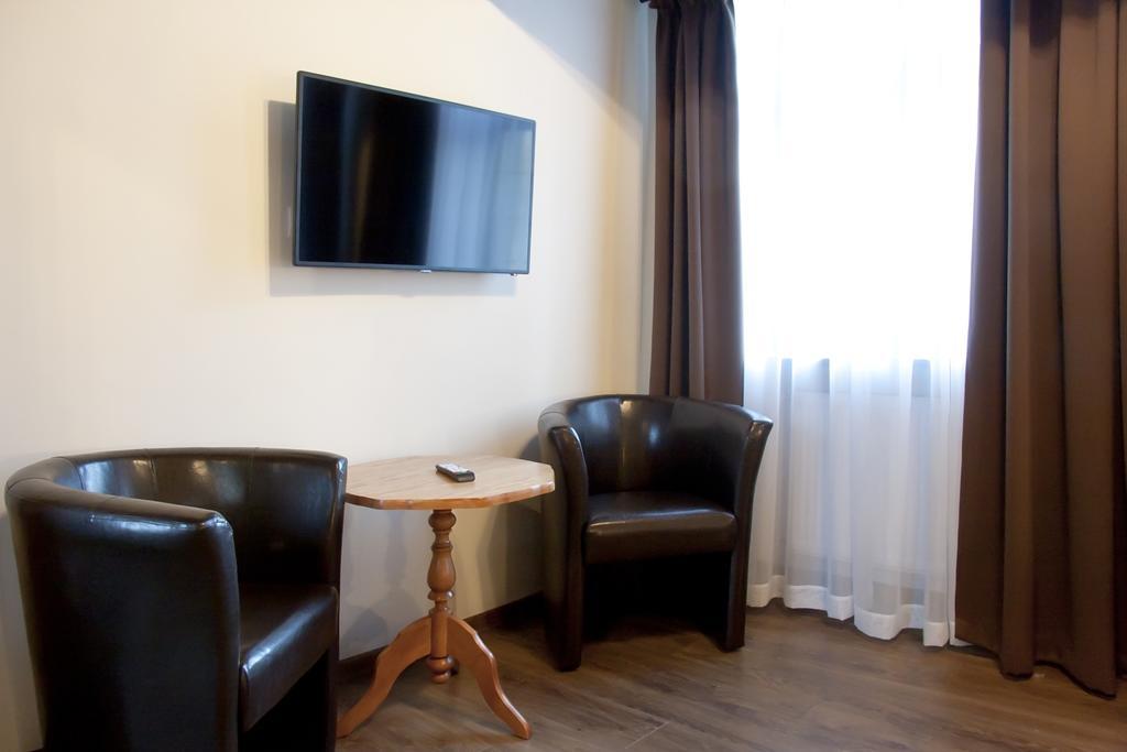 Apartamenty Hotelu Pod Orlem Stary Toruń Exteriör bild
