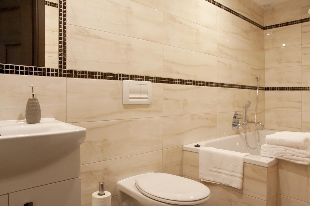 Apartamenty Hotelu Pod Orlem Stary Toruń Exteriör bild