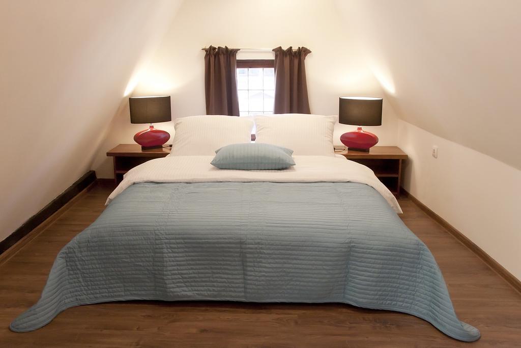 Apartamenty Hotelu Pod Orlem Stary Toruń Exteriör bild