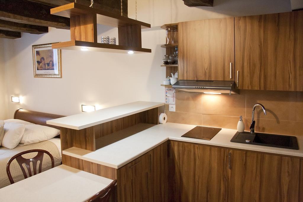 Apartamenty Hotelu Pod Orlem Stary Toruń Exteriör bild