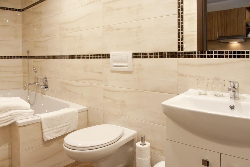 Apartamenty Hotelu Pod Orlem Stary Toruń Exteriör bild